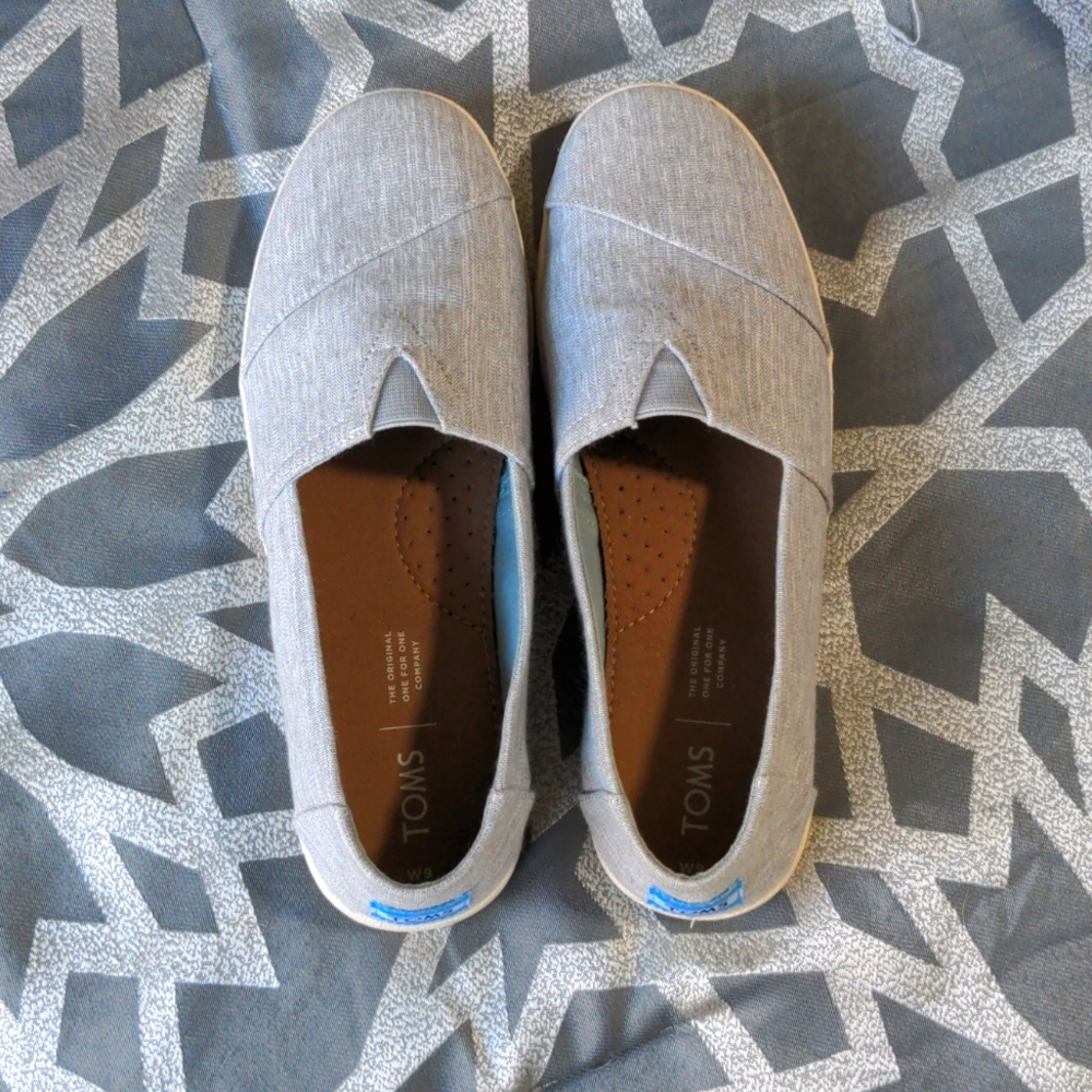 TOMS Women's US 9 Slip-on Shoes, Light Gray Fabric
